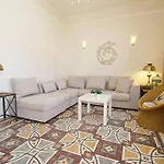 Casa Di Vito, 10m From Sami's Main Square