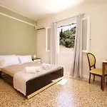 Casa Di Vito, 10m From Sami's Main Square Apartament