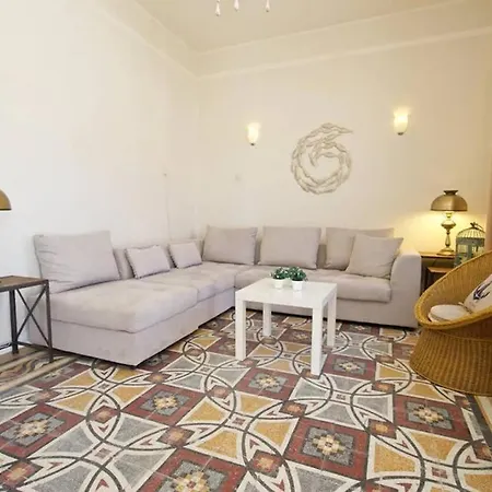 Casa Di Vito, 10m From Sami's Main Square